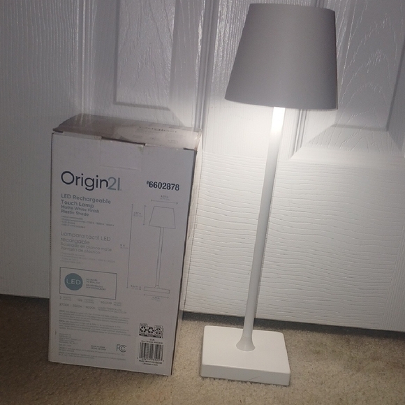NiB White LED Rechargeable Table Lamp - Picture 5 of 8